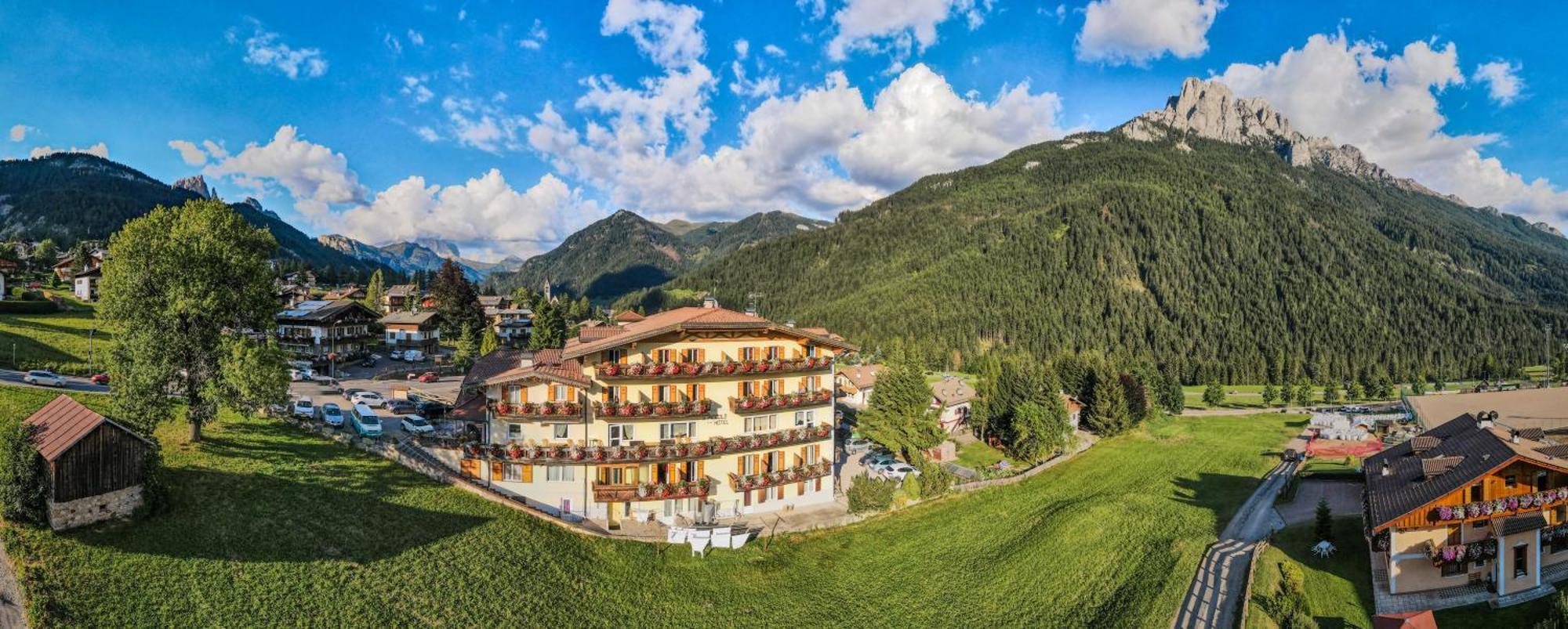 Al Piccolo Hotel Vigo di Fassa Εξωτερικό φωτογραφία