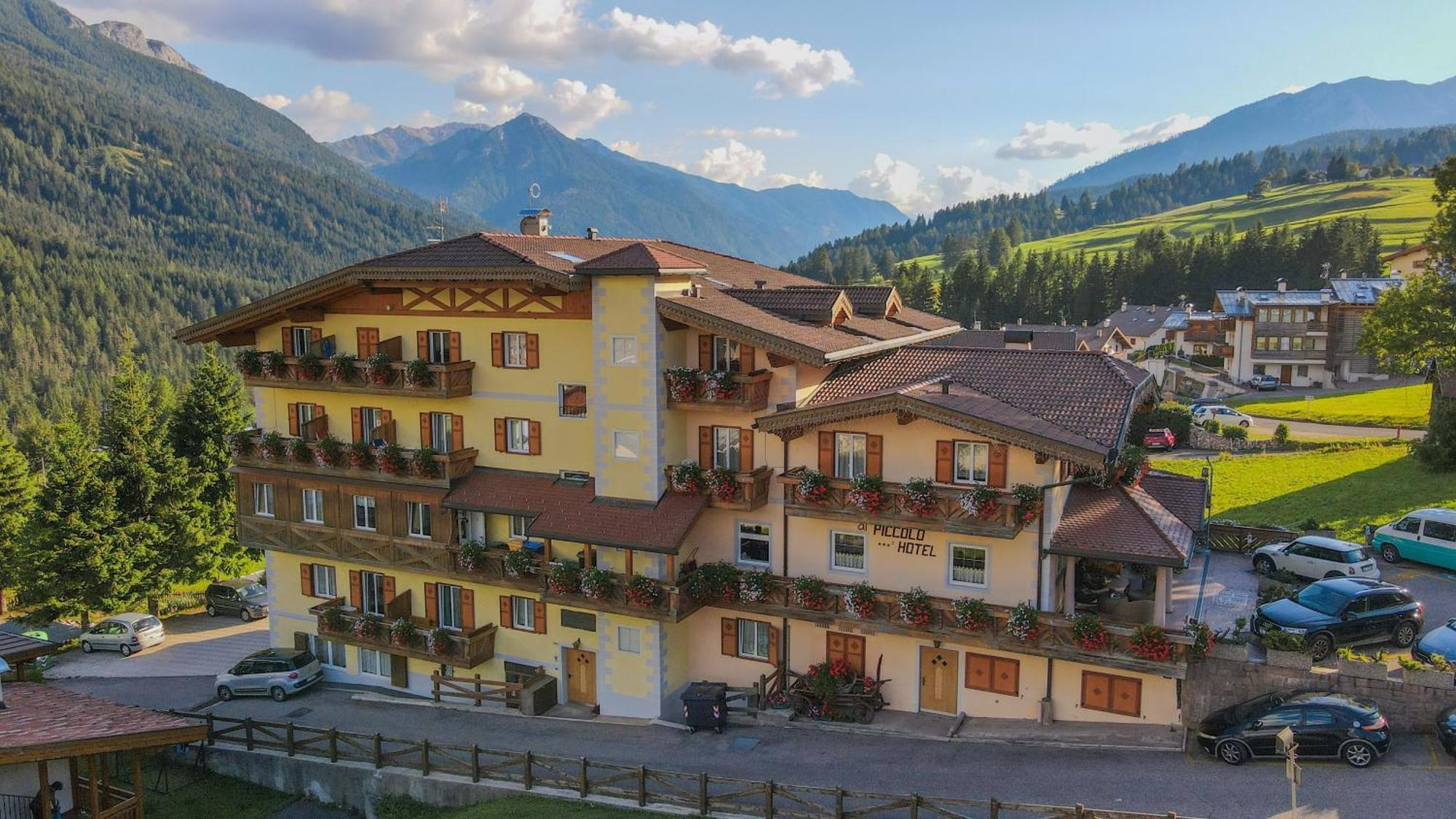 Al Piccolo Hotel Vigo di Fassa Εξωτερικό φωτογραφία