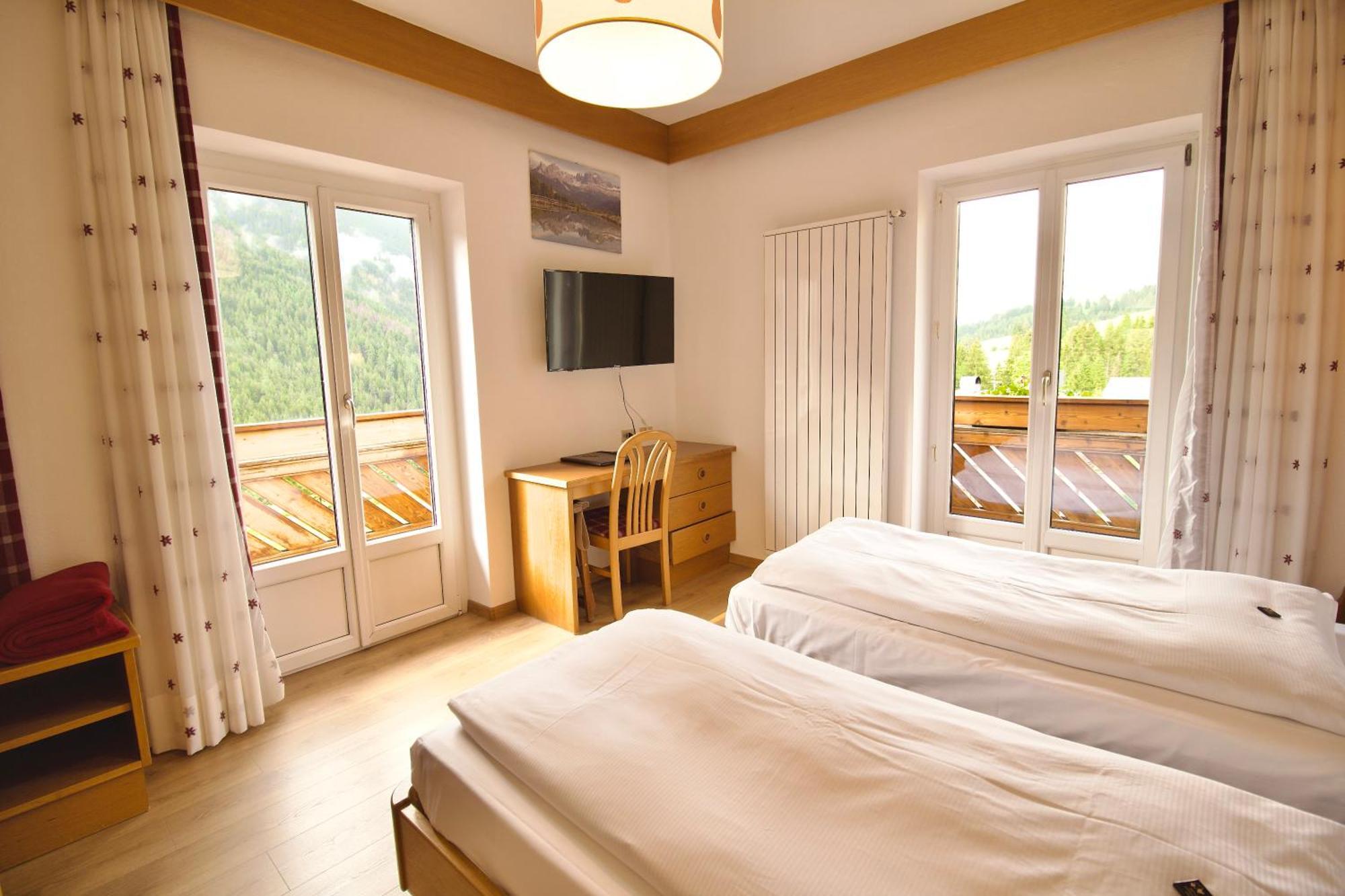 Al Piccolo Hotel Vigo di Fassa Εξωτερικό φωτογραφία