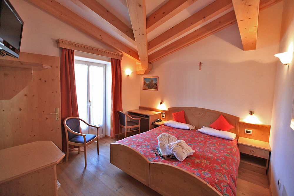 Al Piccolo Hotel Vigo di Fassa Εξωτερικό φωτογραφία