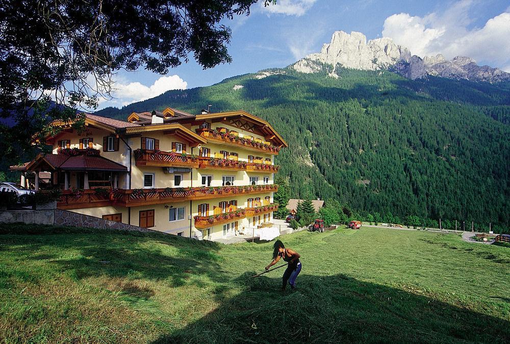 Al Piccolo Hotel Vigo di Fassa Εξωτερικό φωτογραφία