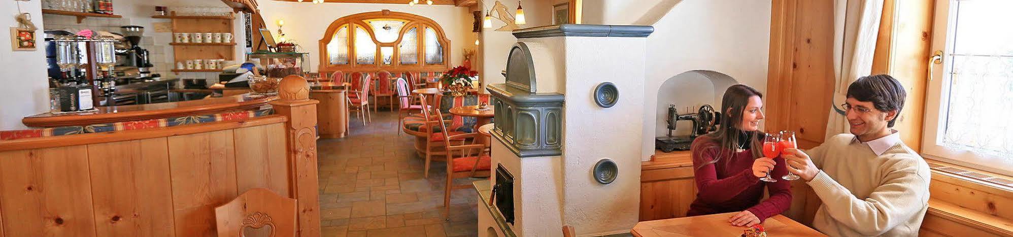 Al Piccolo Hotel Vigo di Fassa Εξωτερικό φωτογραφία